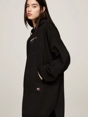 Vestido essencial com capuz