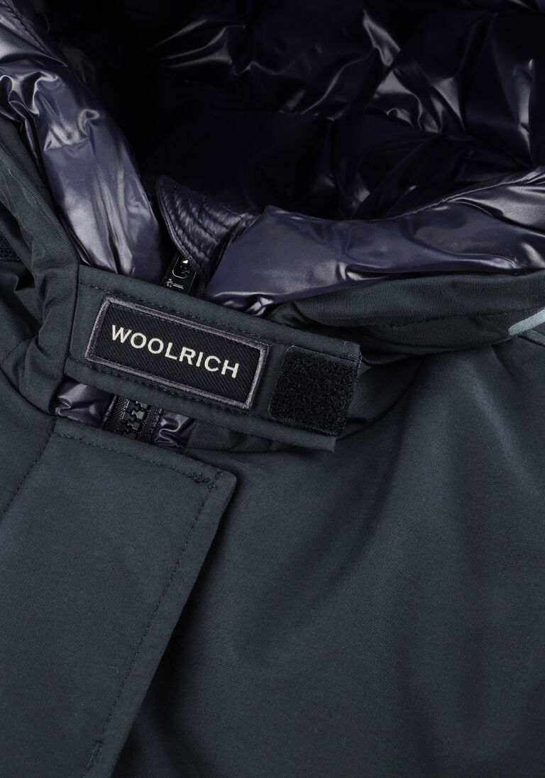 donkerblauwe woolrich parka's arctic parka
