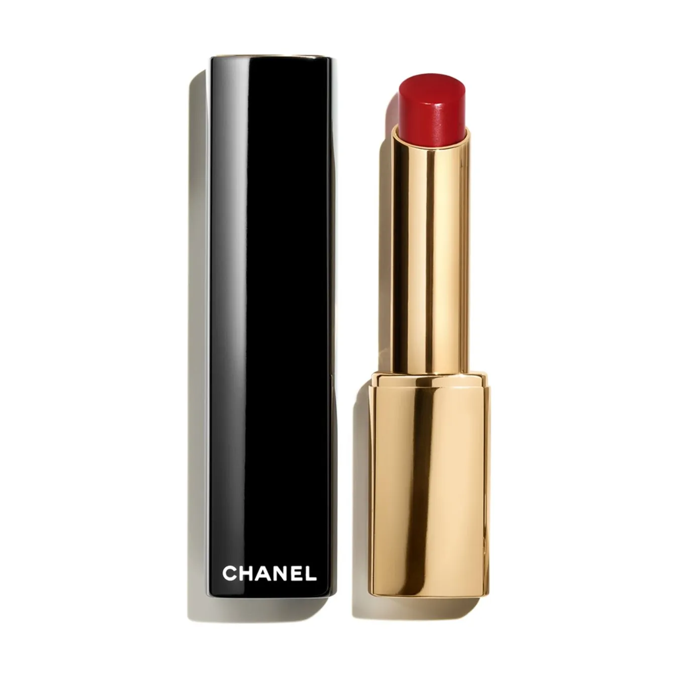 CHANEL ROUGE ALLURE L'EXTRAIT Le rouge haute intensité. Extrait de lumière et de soin. RechargeableBeige Brut 812