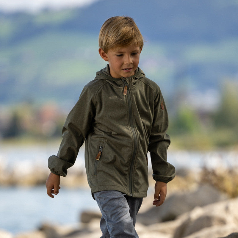 Kinder Aino Softshelljacke ivy green
