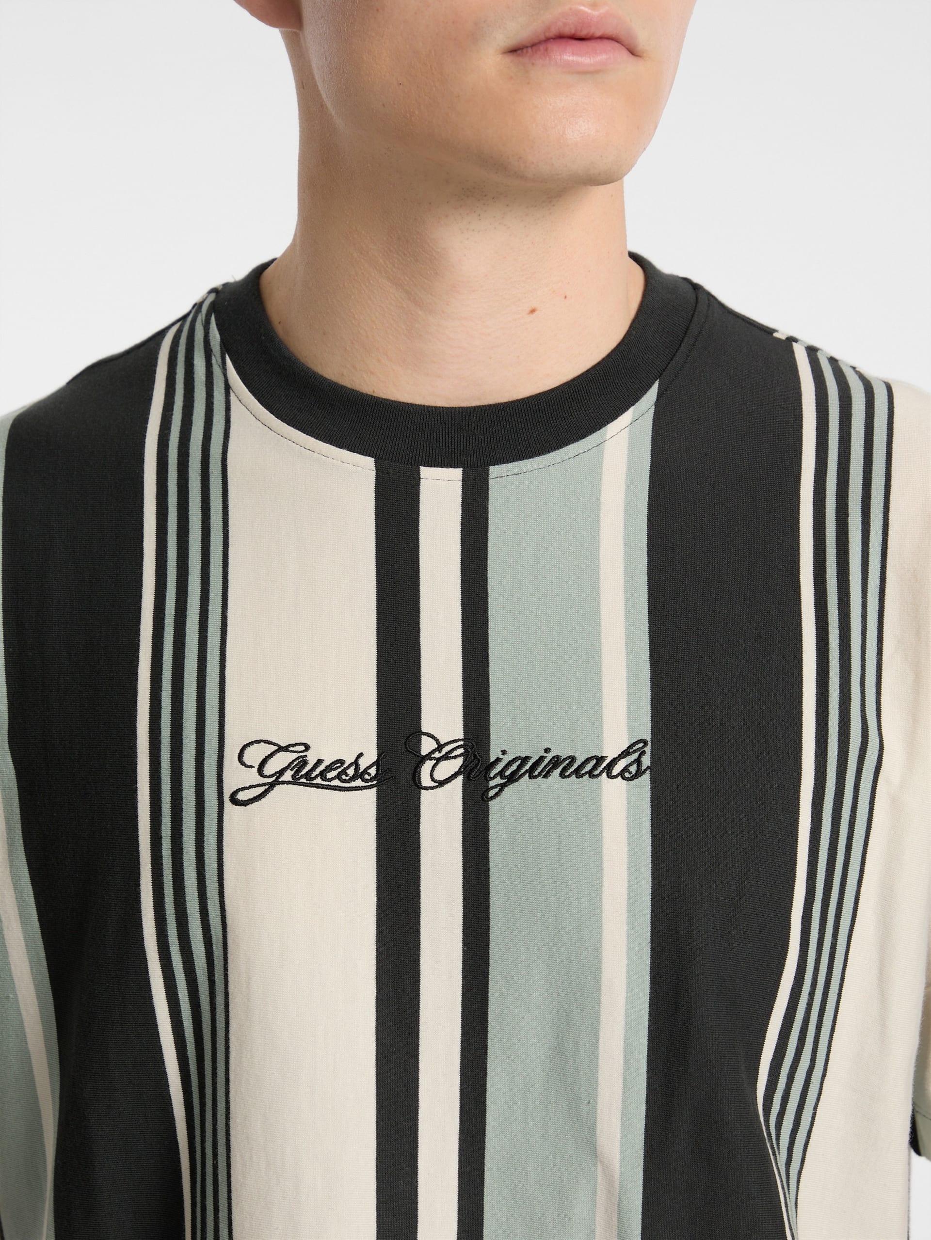 Camiseta GUESS Originals Eco Stripe
