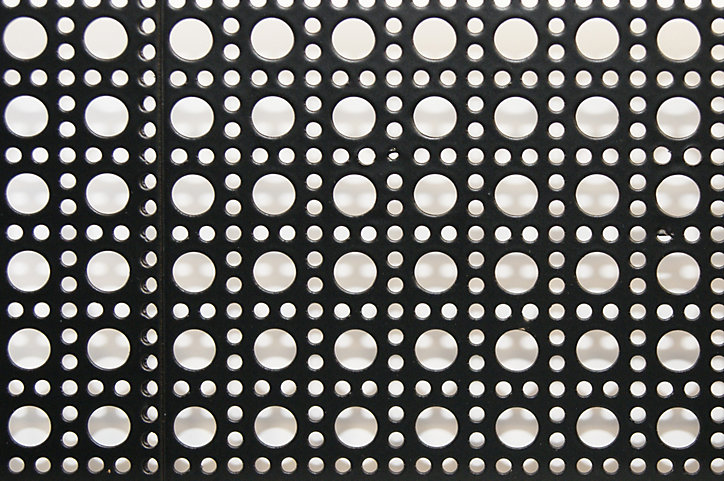 Panier rectangulaire en métal motif cannage noir taille M