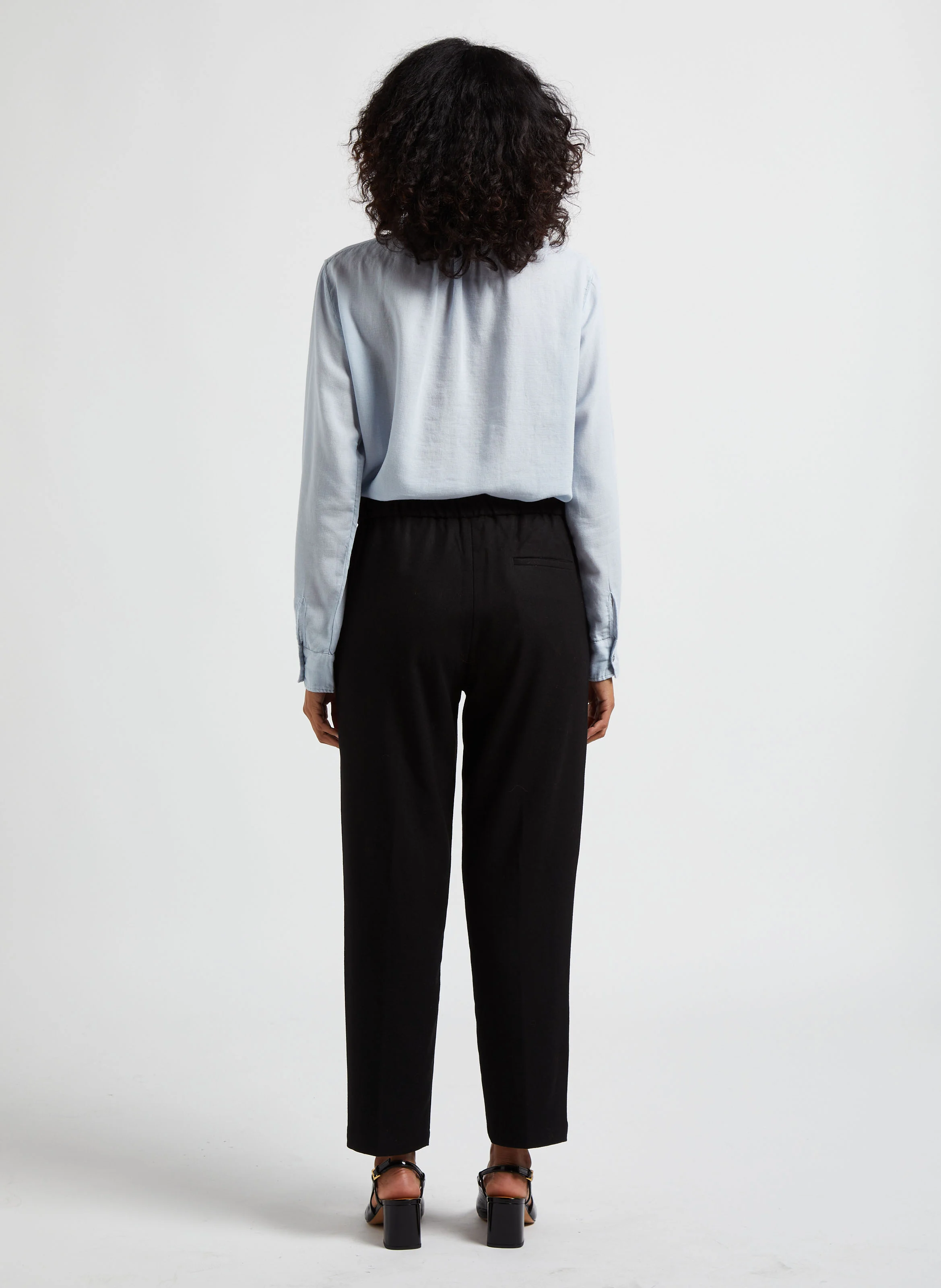 Pantalon carotte en flanelle de laine| Noir