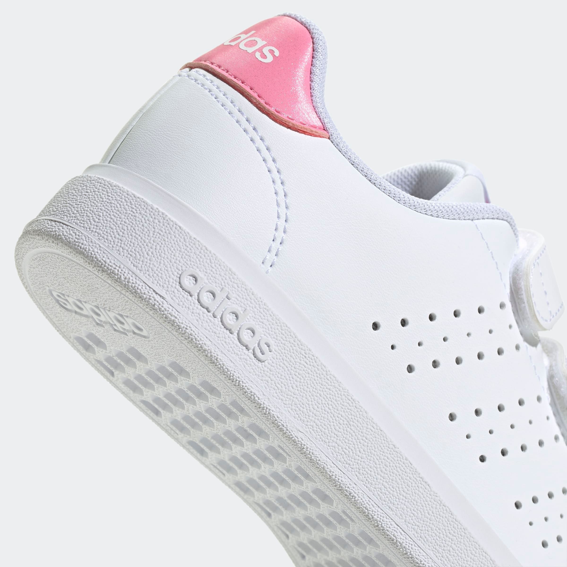 adidas Sportswear Klettschuh »ADVANTAGE BASE 2.0 KIDS«  Design auf den Spuren des adidas Stan Smith