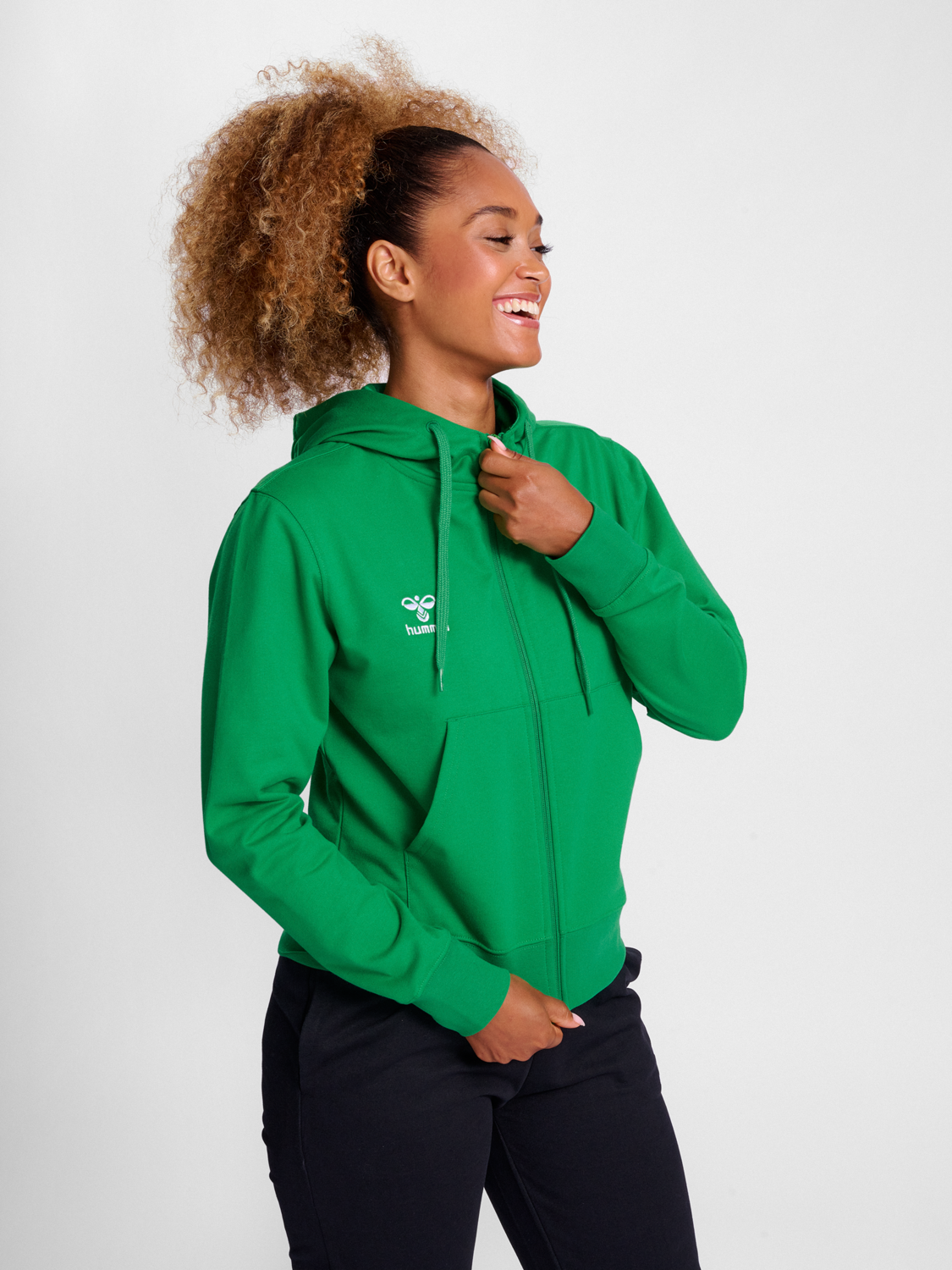 hmlGO 2.0 ZIP HOODIE WOMAN