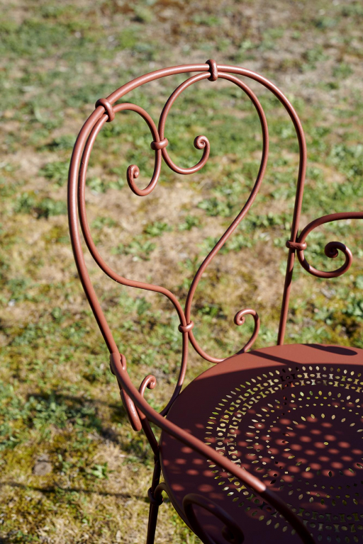 Fermob 1900 tuinstoel met armleuning Rosemary