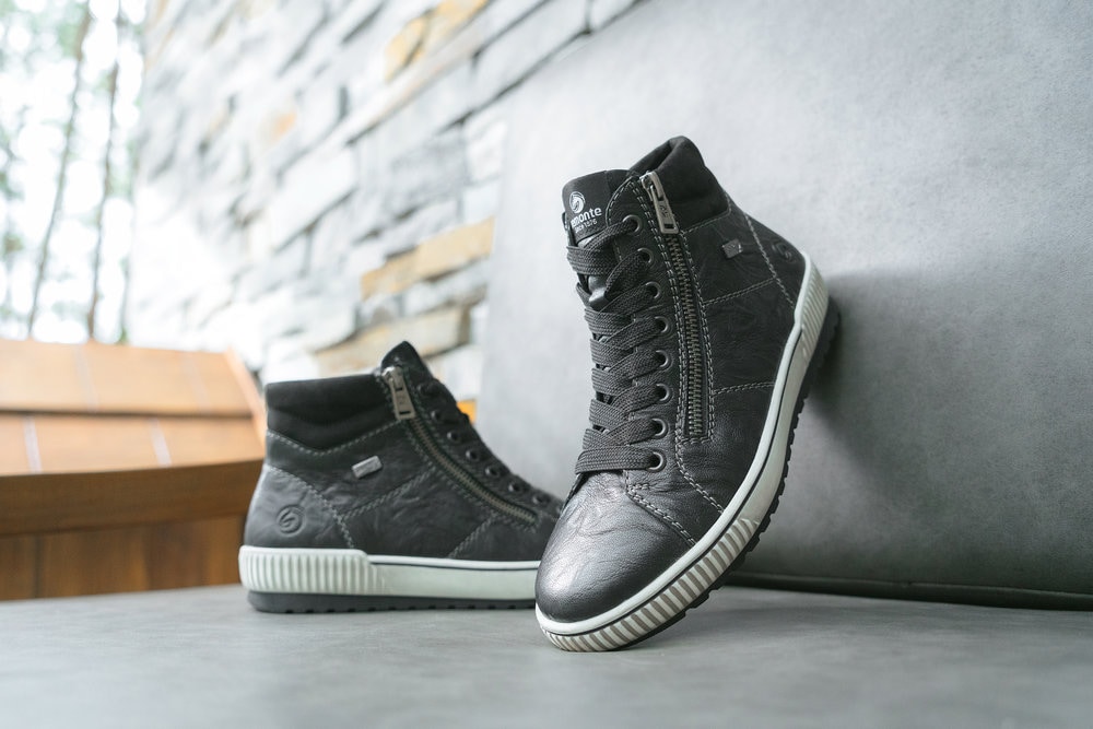 Remonte Schnürboots  , Plateau, Schnürstiefelette, Boots in Crash-Optik