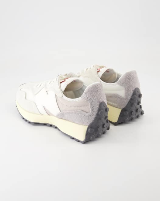 New Balance 327 Sportschuhe in Beige