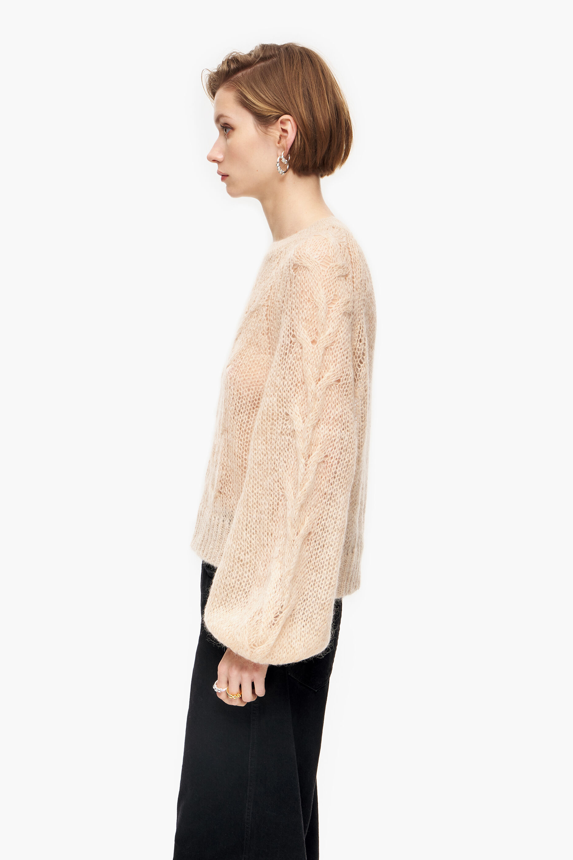 Jersey de mohair vazado na cor areia