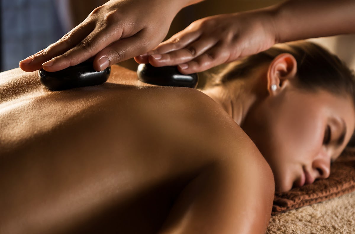 Hotstone Massage Berlin - Alexanderplatz
