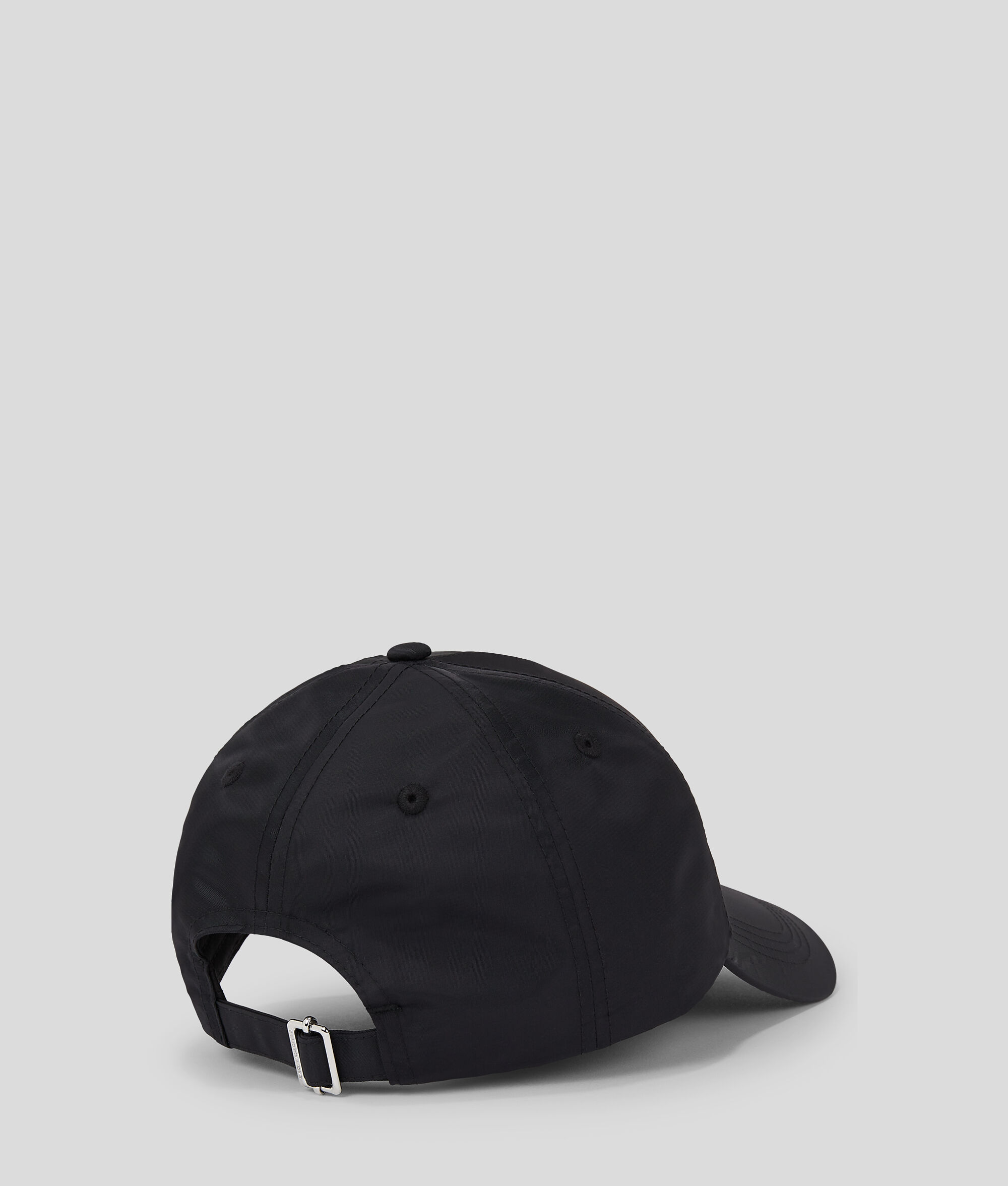 CASQUETTE EN NYLON RUE ST-GUILLAUME