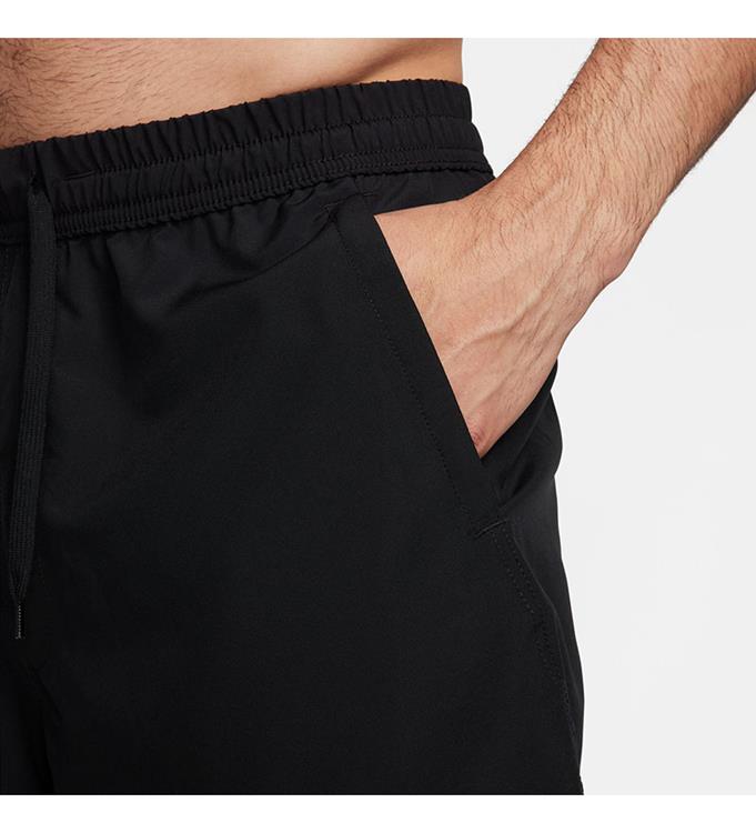 Nike Men Form Dri-Fit Short