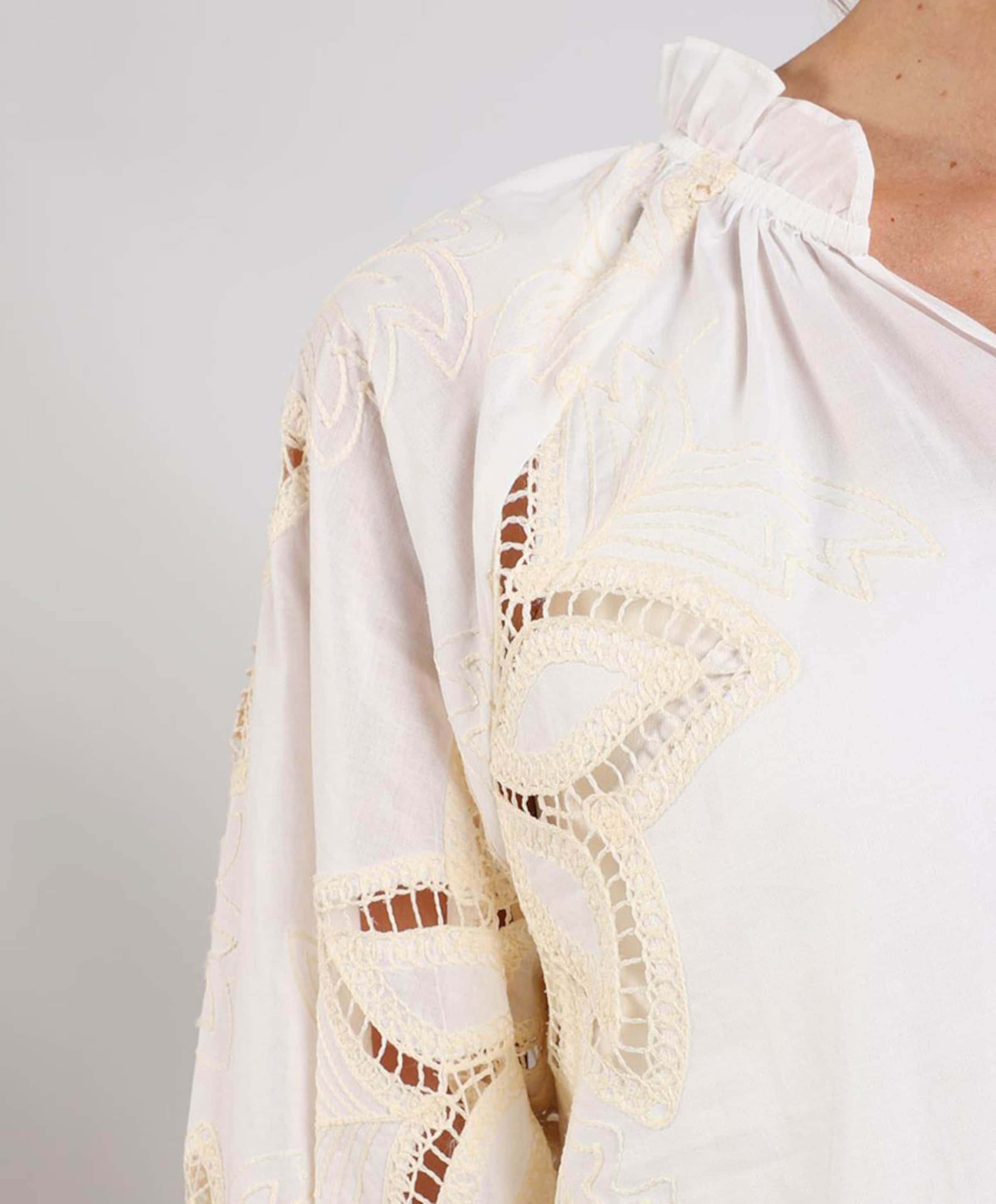 Nukus Dames blouse ecru