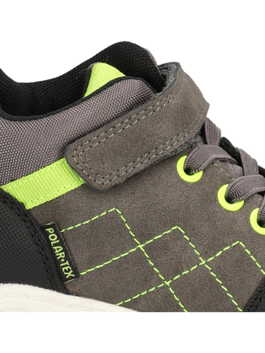 Sneaker Mid Cut