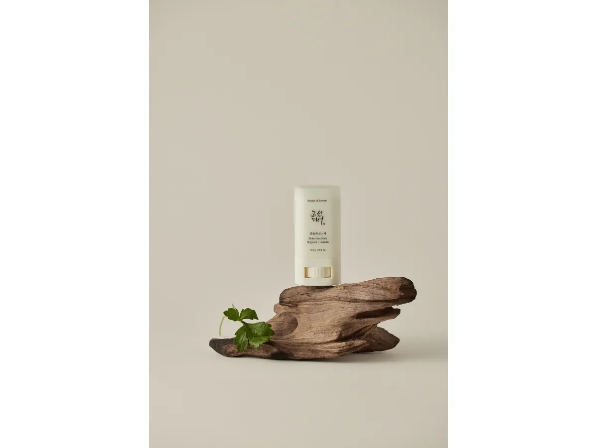 Beauty of Joseon - Mugwort   Camellia - 18 g