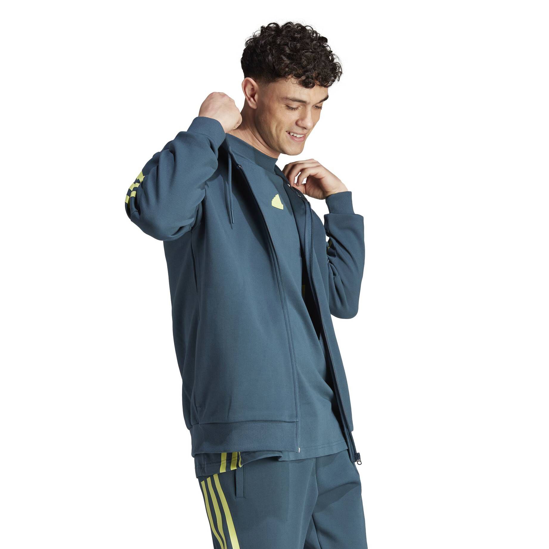 adidas Sportswear| Herren Sweatjacke mit Kapuze FUTURE ICONS 3 STRIPES FULLZIP