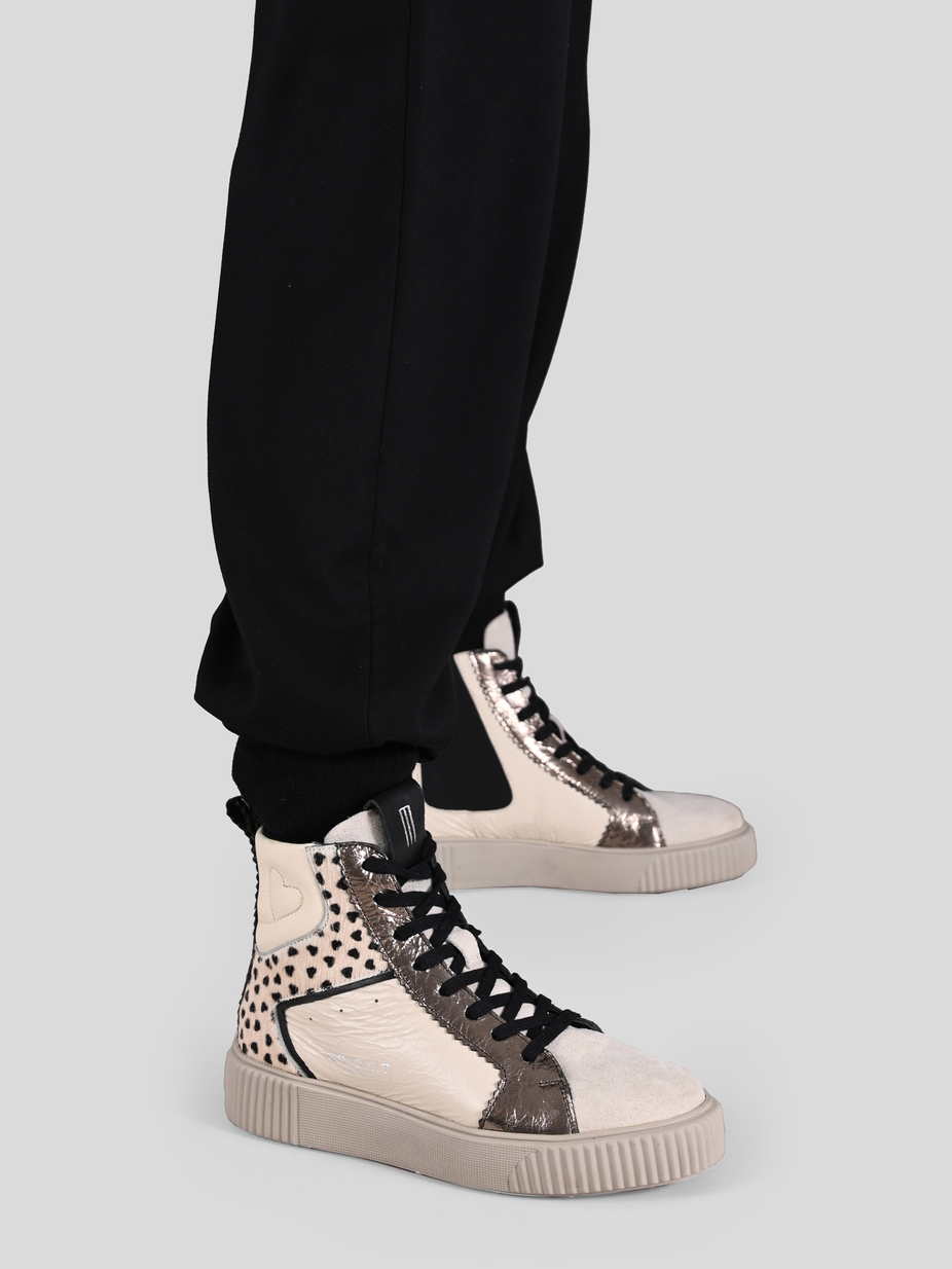 SNEAKER NIMA