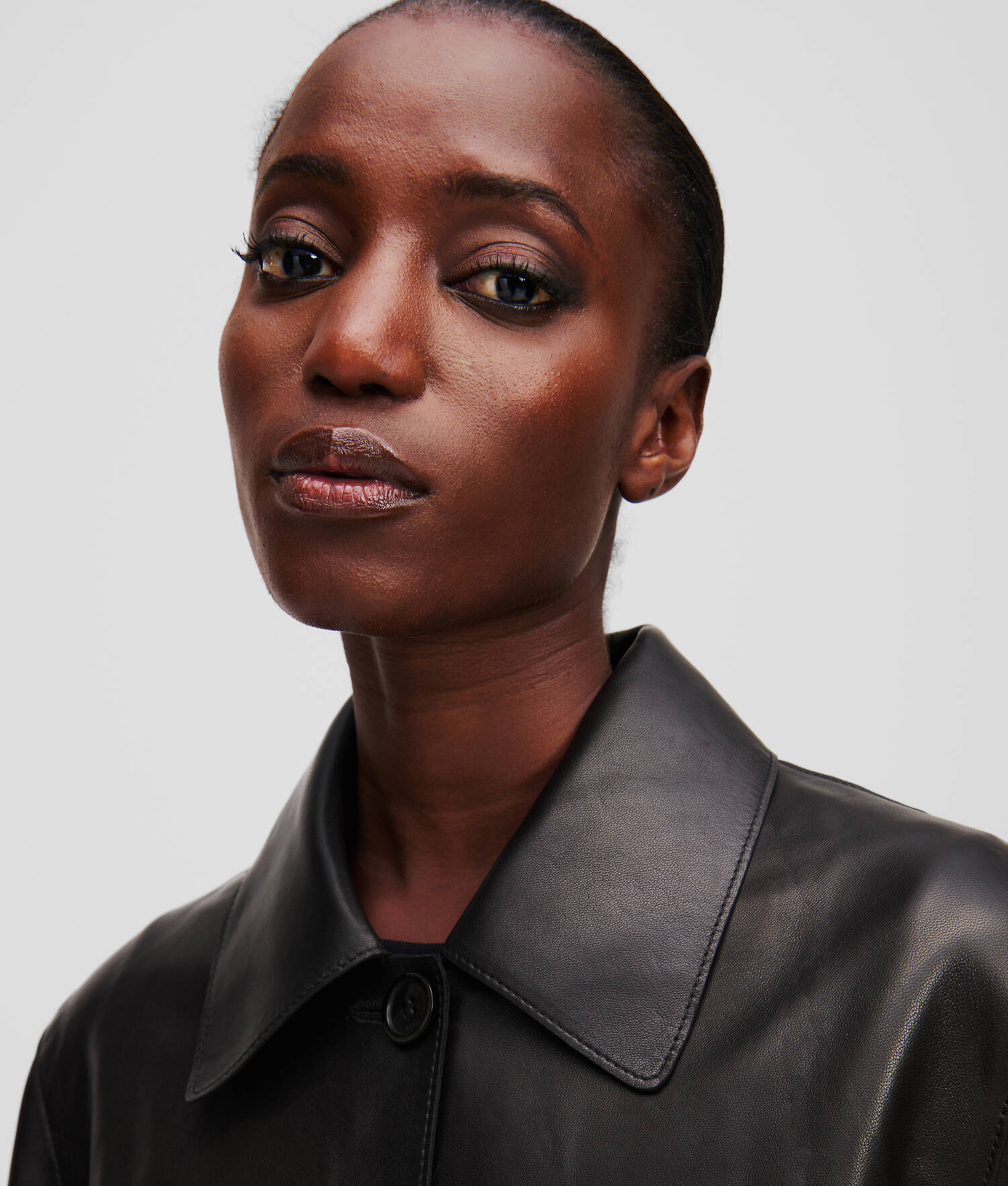 VESTE EN CUIR
