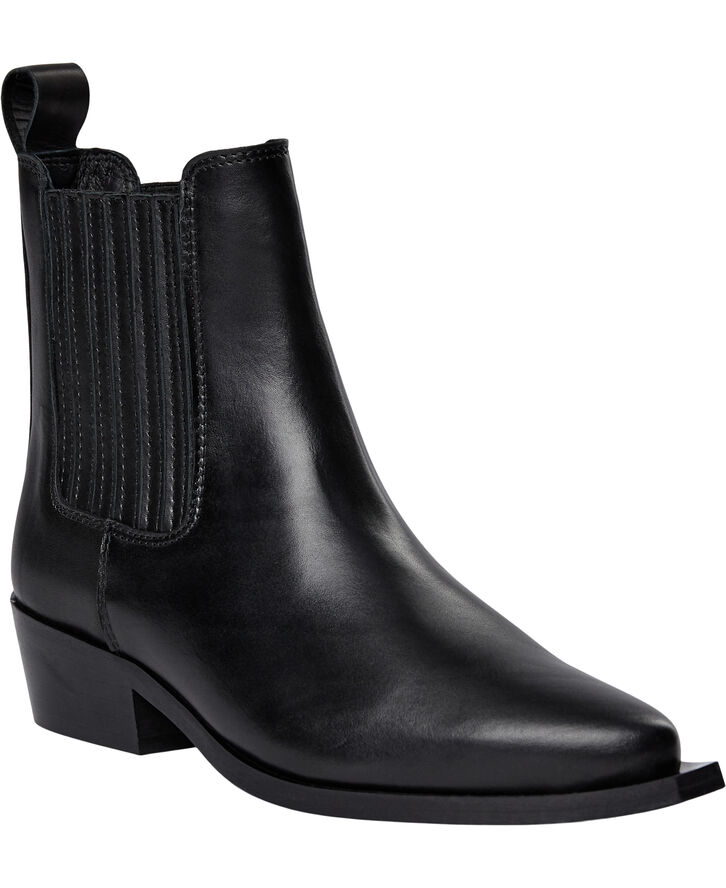 Shoe Biz Isabella Black