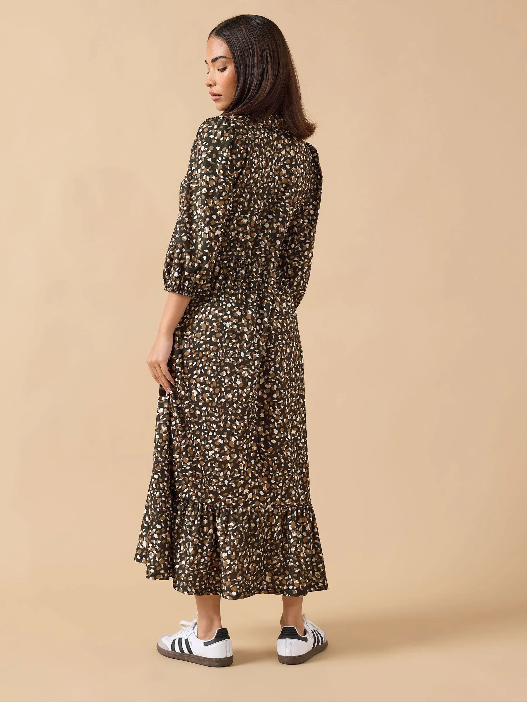 PixieGirl Petite Animal Mark Collar Midi Dress