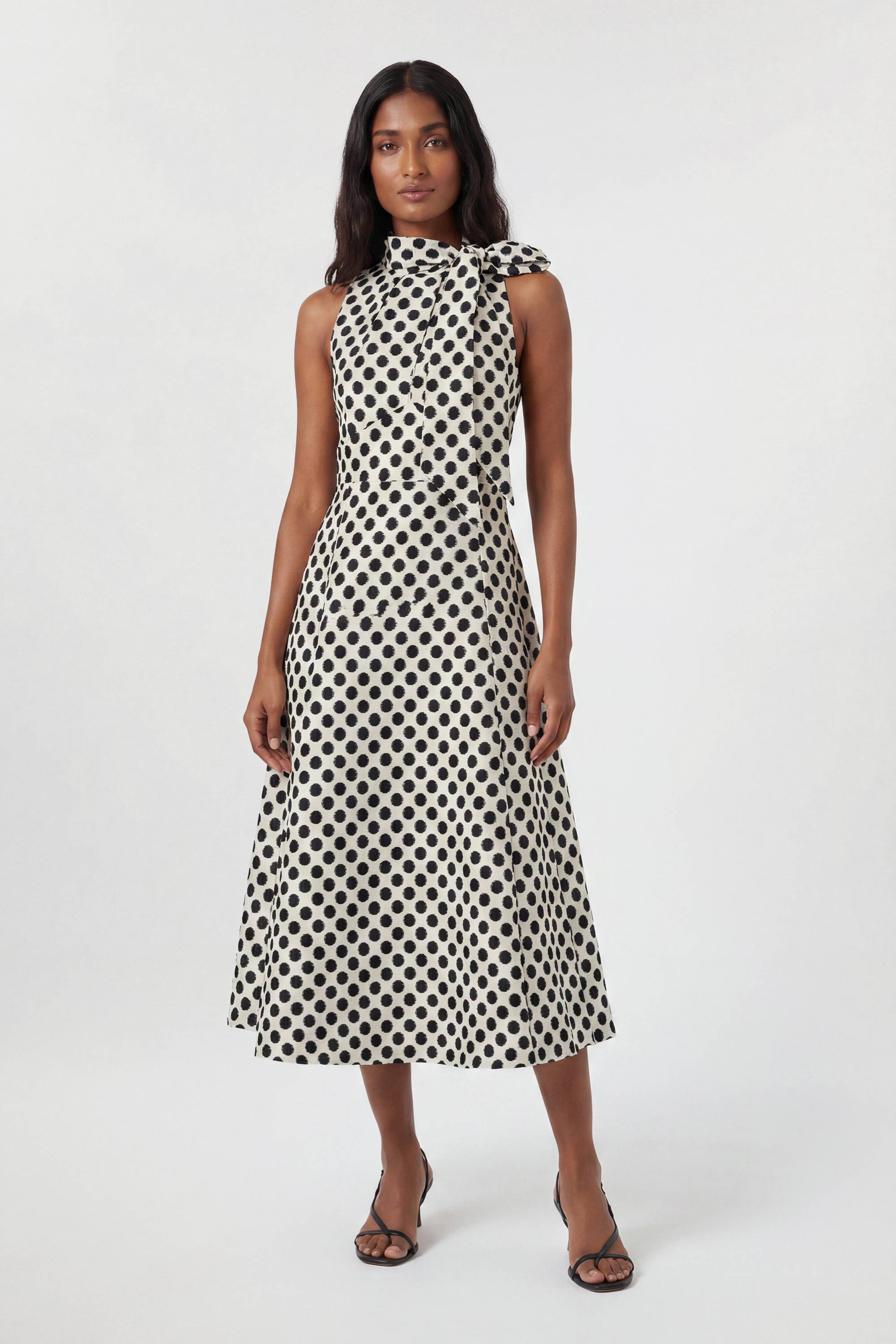 KarenMillen Robe Midi Cintrée À Col Nœud Et Jupe Ample En Jacquard À Pois