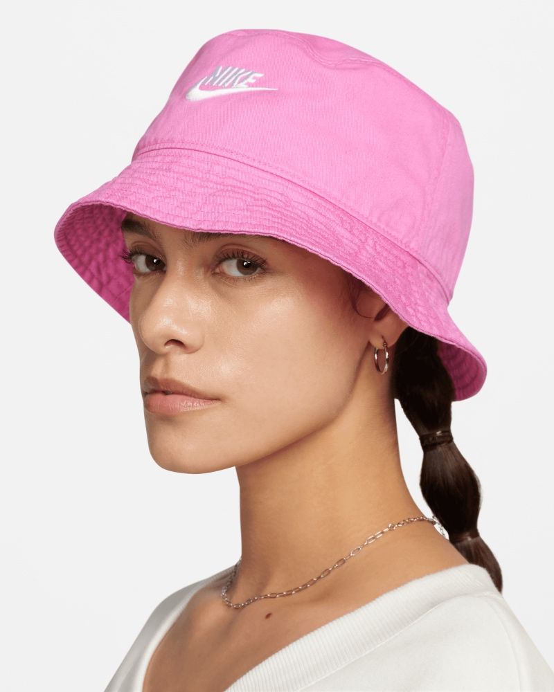 Bob Nike Apex Rose & Blanc pour adulte