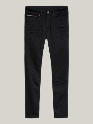 Calça jeans preta de corte slim e afunilado