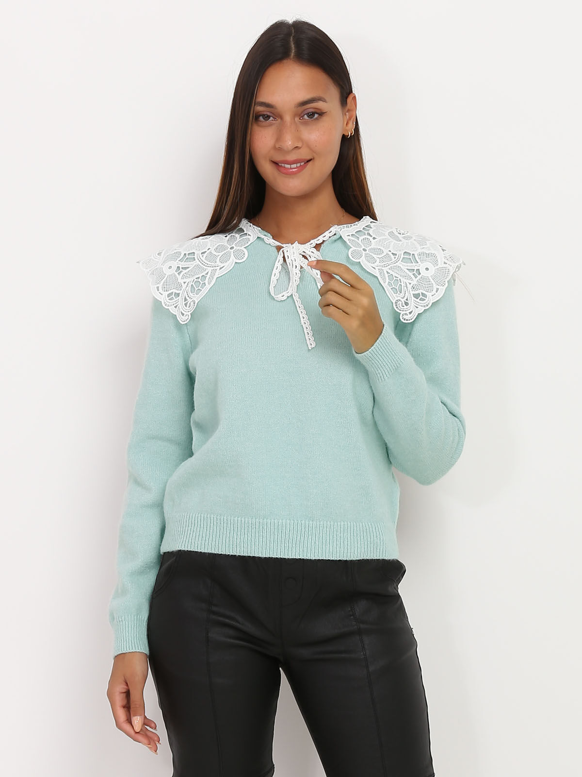 Pull à col claudine XL en dentelle- Vert clair