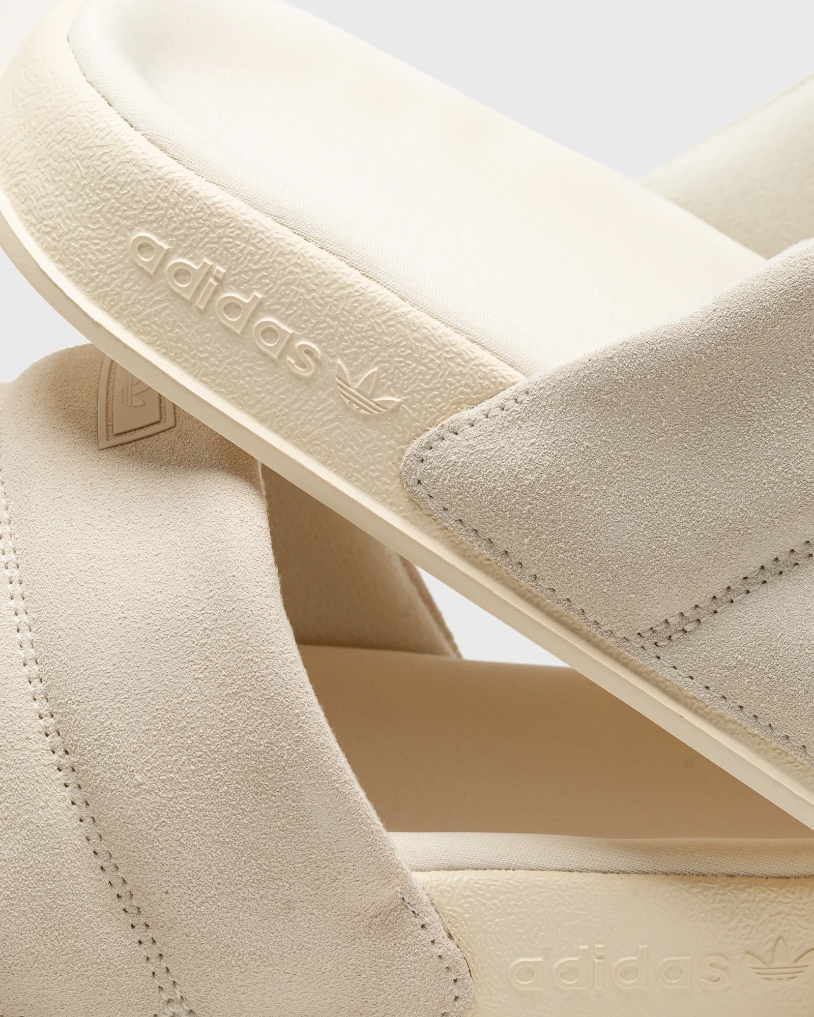 Adidas WMNS ADILETTE ESSENTIAL