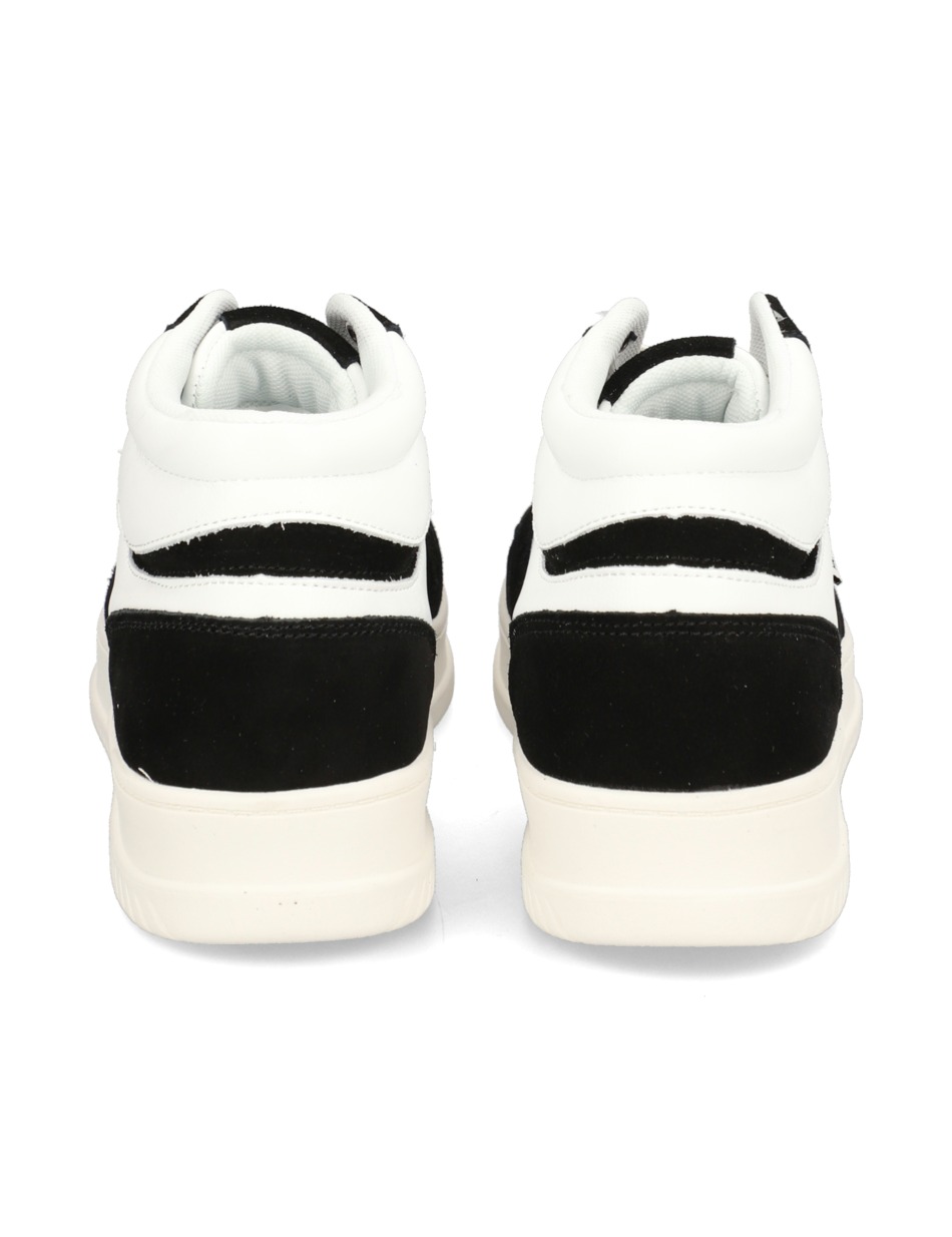 Sneaker Mid Cut