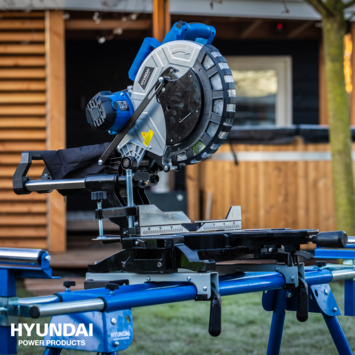 Hyundai telescopische afkortzaag / verstekzaag 1800W