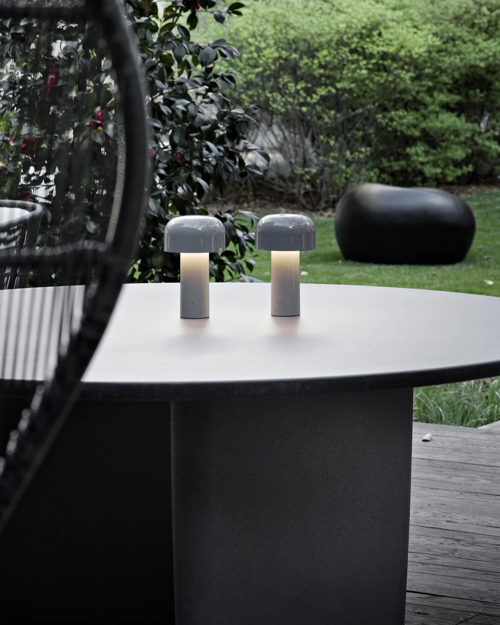 Mesa de mensageiro Flos