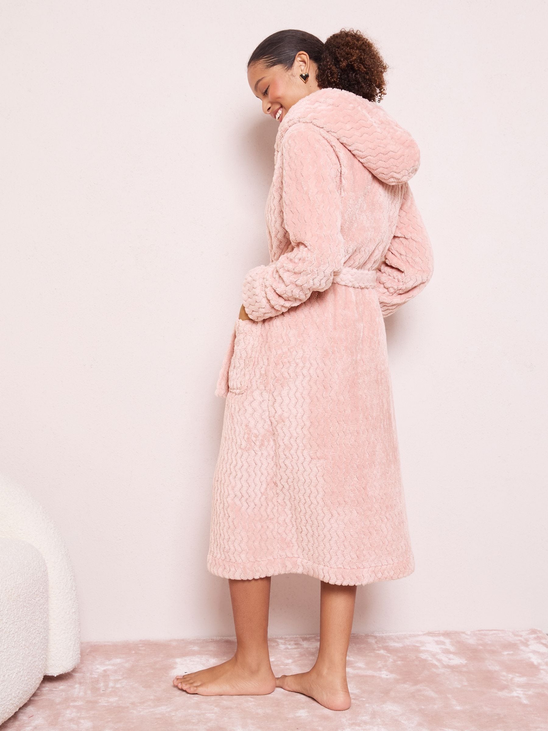 Friends Like These Chevron Cable Robe