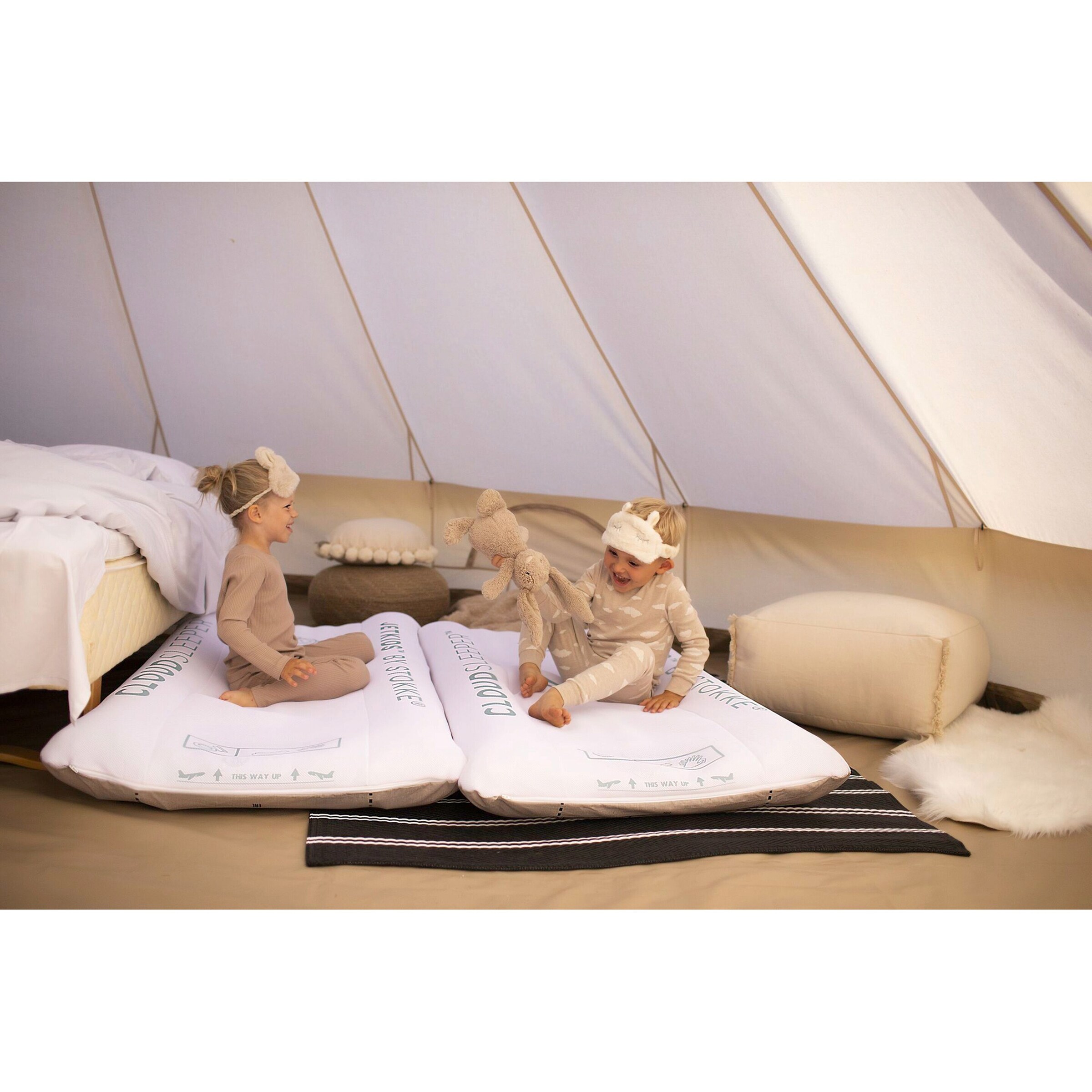 Stokke® - JetKids™ by Stokke® CloudSleeper aufblasbare Matratze