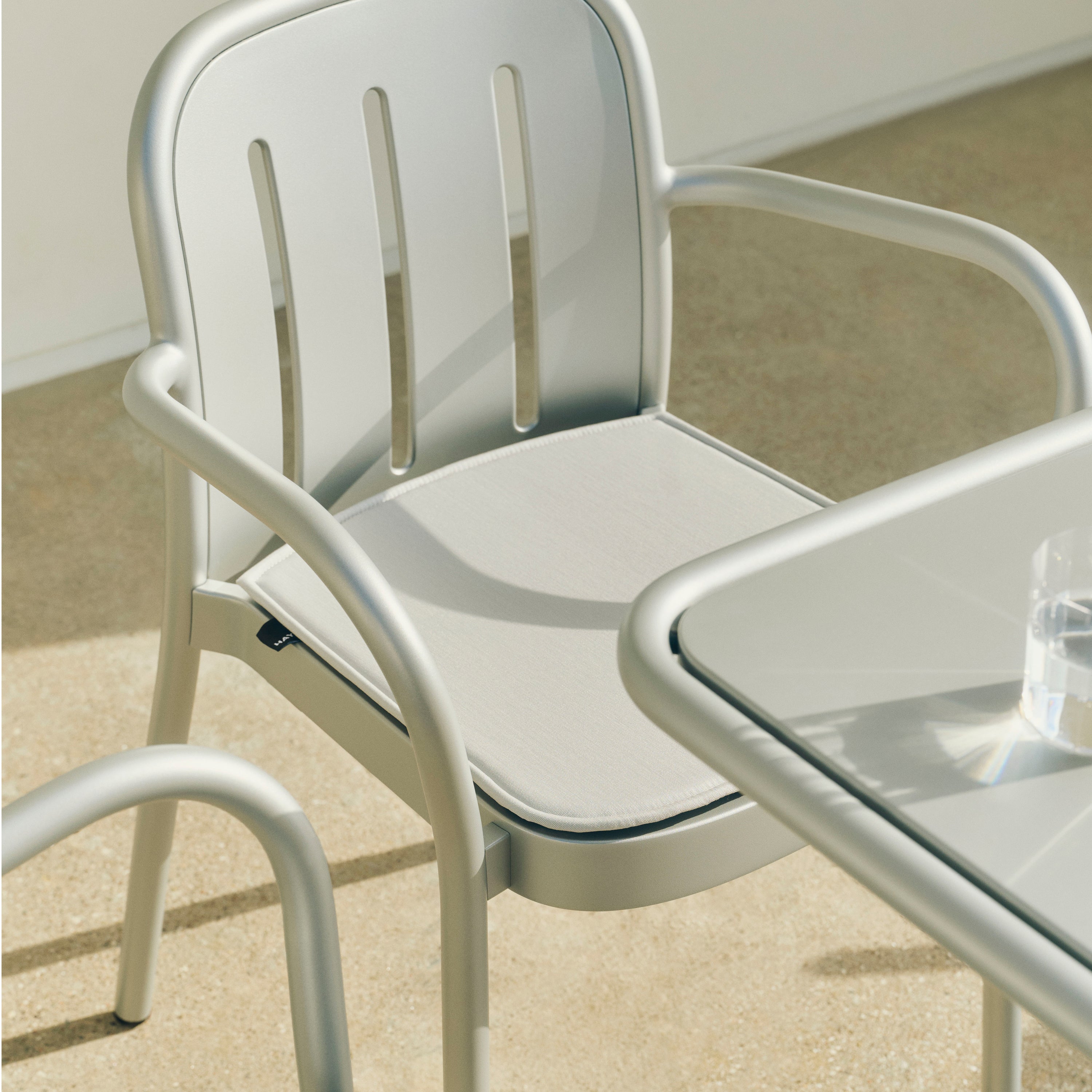 HAY Deville Tuintafel 70 x 60 cm - Silver Grey