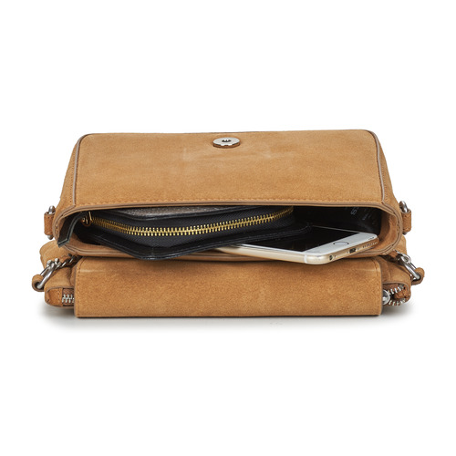 Ikks - 111 STATENISLAN - Camel