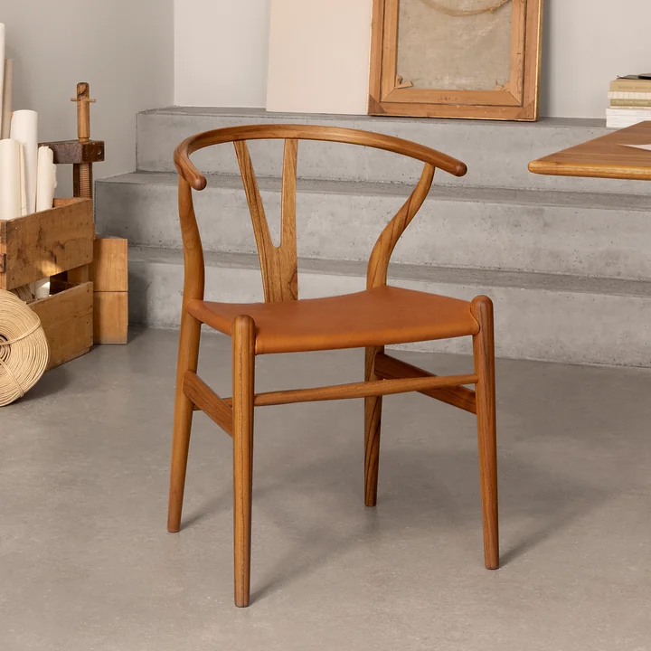 Carl Hansen - CH24 Wishbone Chair, Eiche geseift / Naturgeflecht