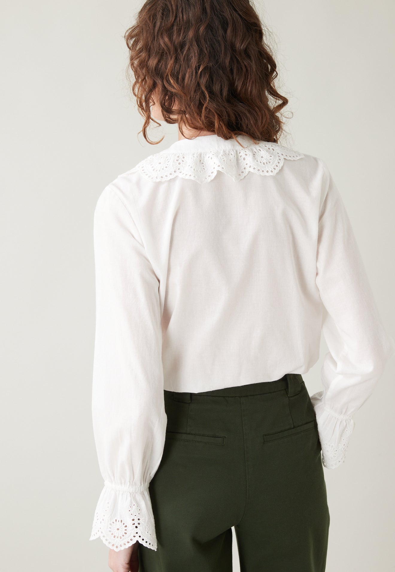 Blouse trousseau col pierrot femme