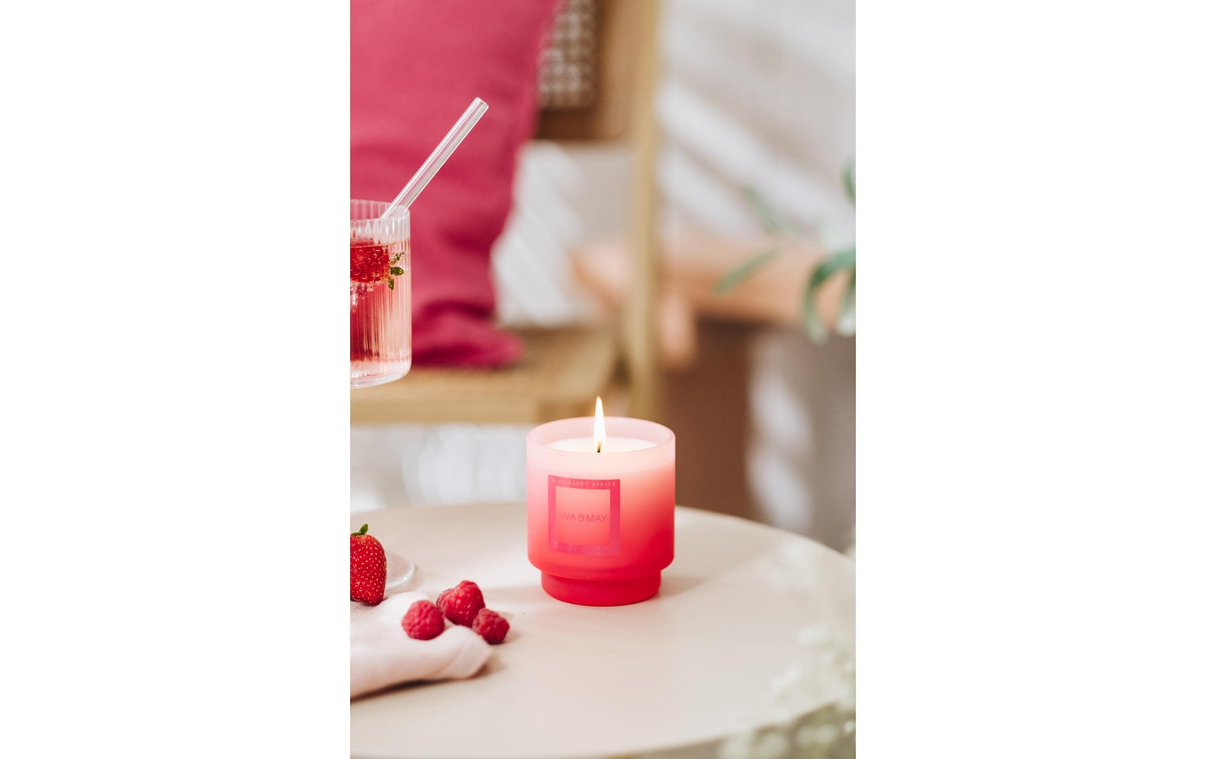 AVA & MAY Duftkerze »Wild Berry Spritz 200 g«