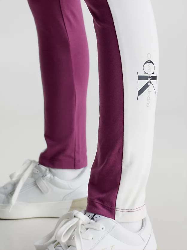 Legging justa com blocos de cor
