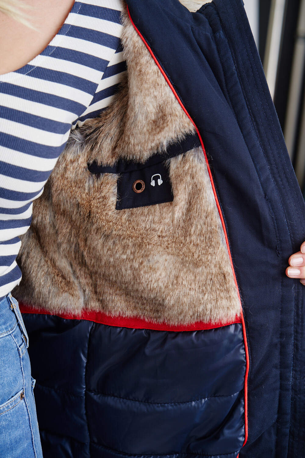 NAVAHOO Damen Designer Langer Wintermantel Parka mit Kunstfell-Kapuze Kin-Joo