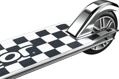 Razor A Special Sparkesykkel, Checked Out