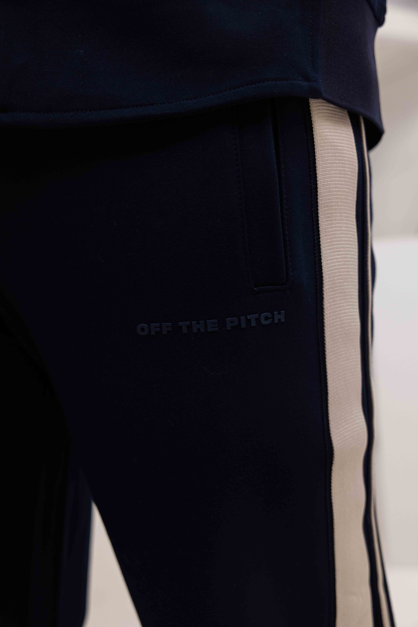 Off The Pitch Fraction Trainingspak Heren Donkerblauw