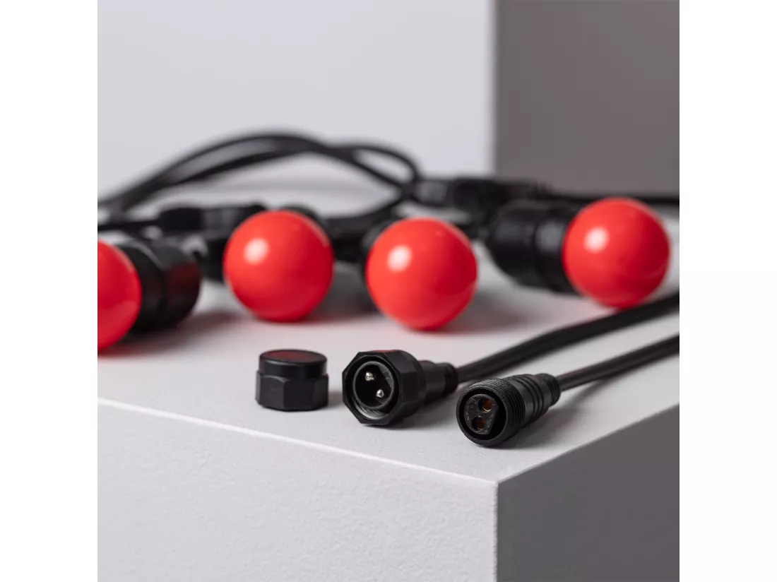 Kit Guirlande Waterproof 5.5m Noire + 8 Ampoules LED E27 G45 3W de Couleurs Rouge