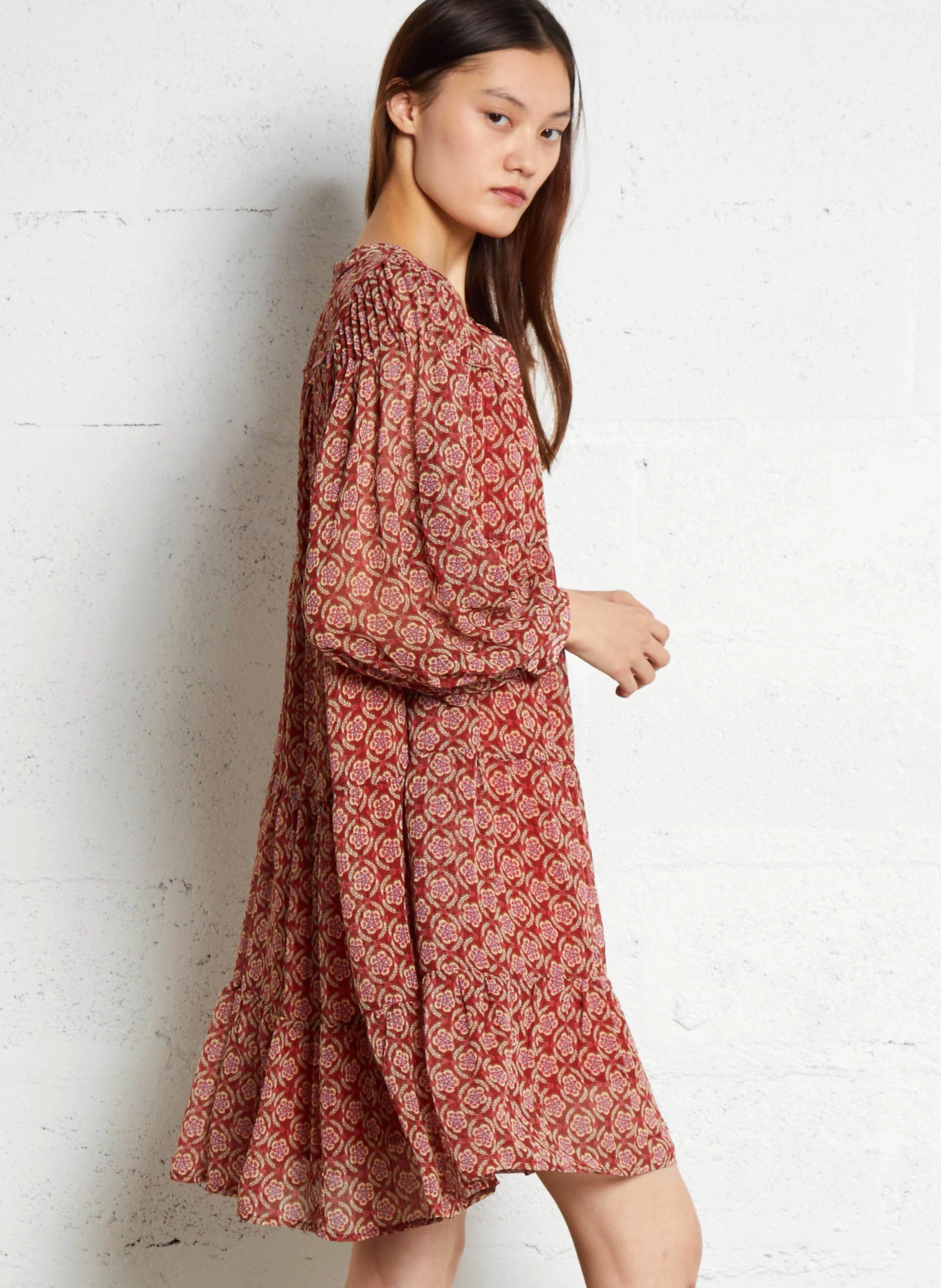 Robe courte col V imprimée | Rouge