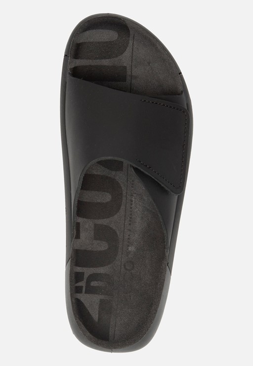 Cozmo slippers zwart 211001