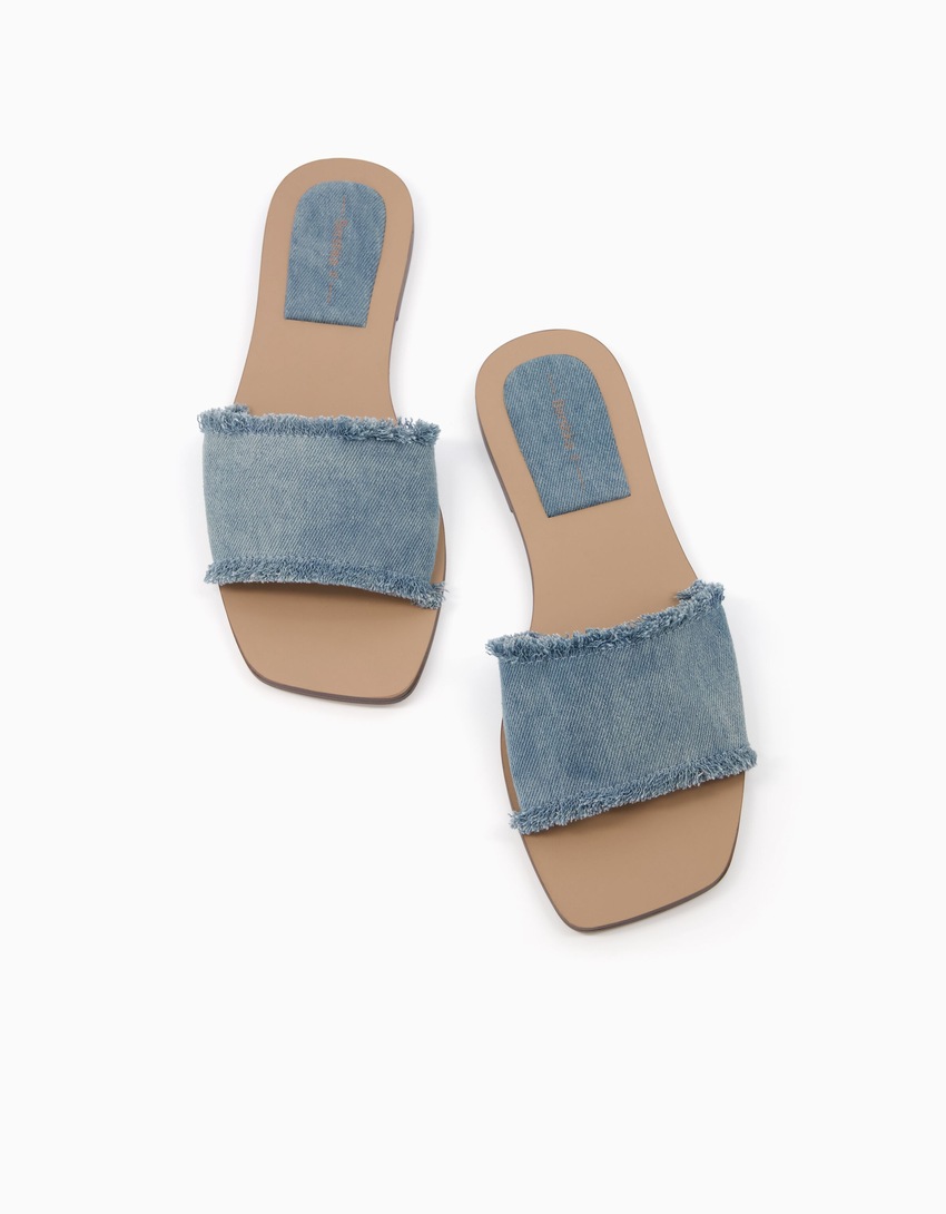 Sandálias rasteiras de denim