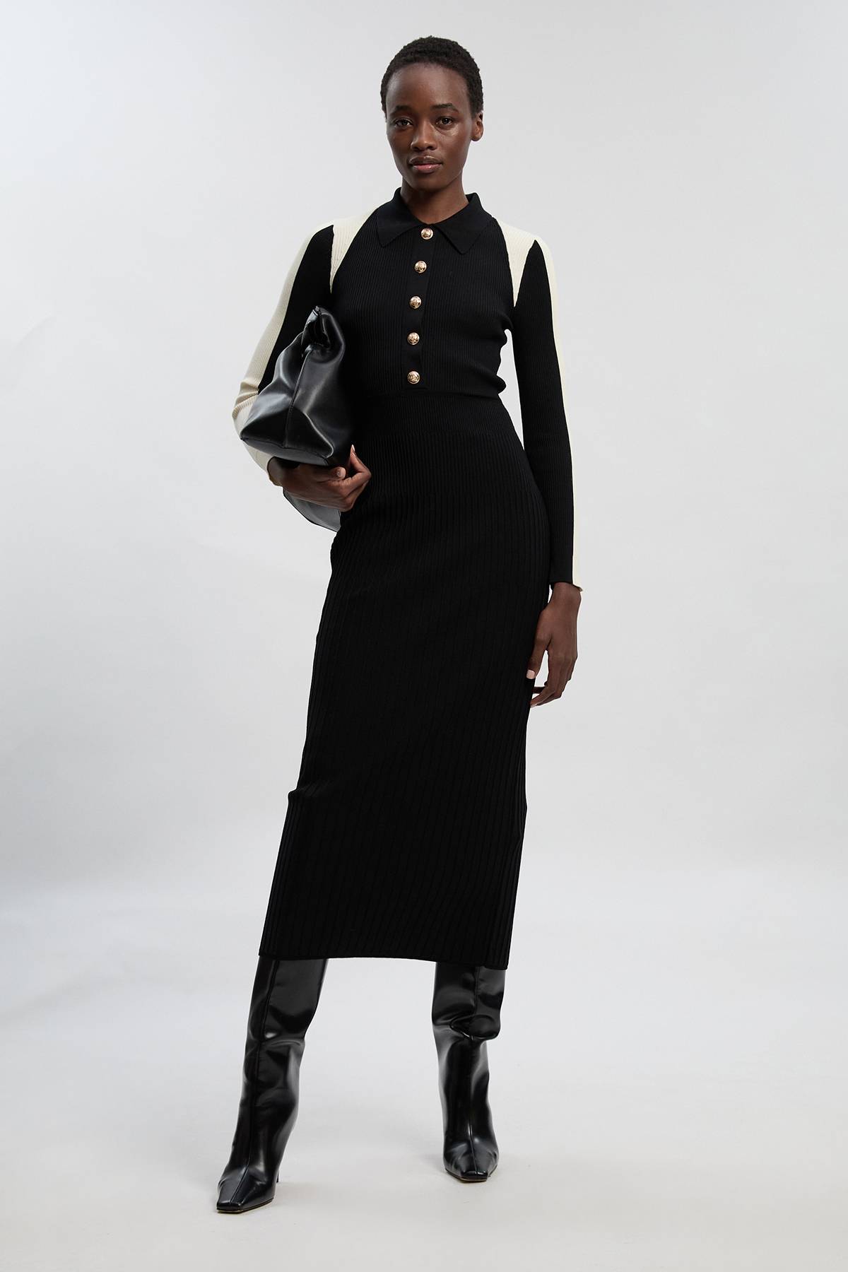 KarenMillen Robe Mi-Longue en Maille Côtelée à Blocs de Couleur Style Militaire
