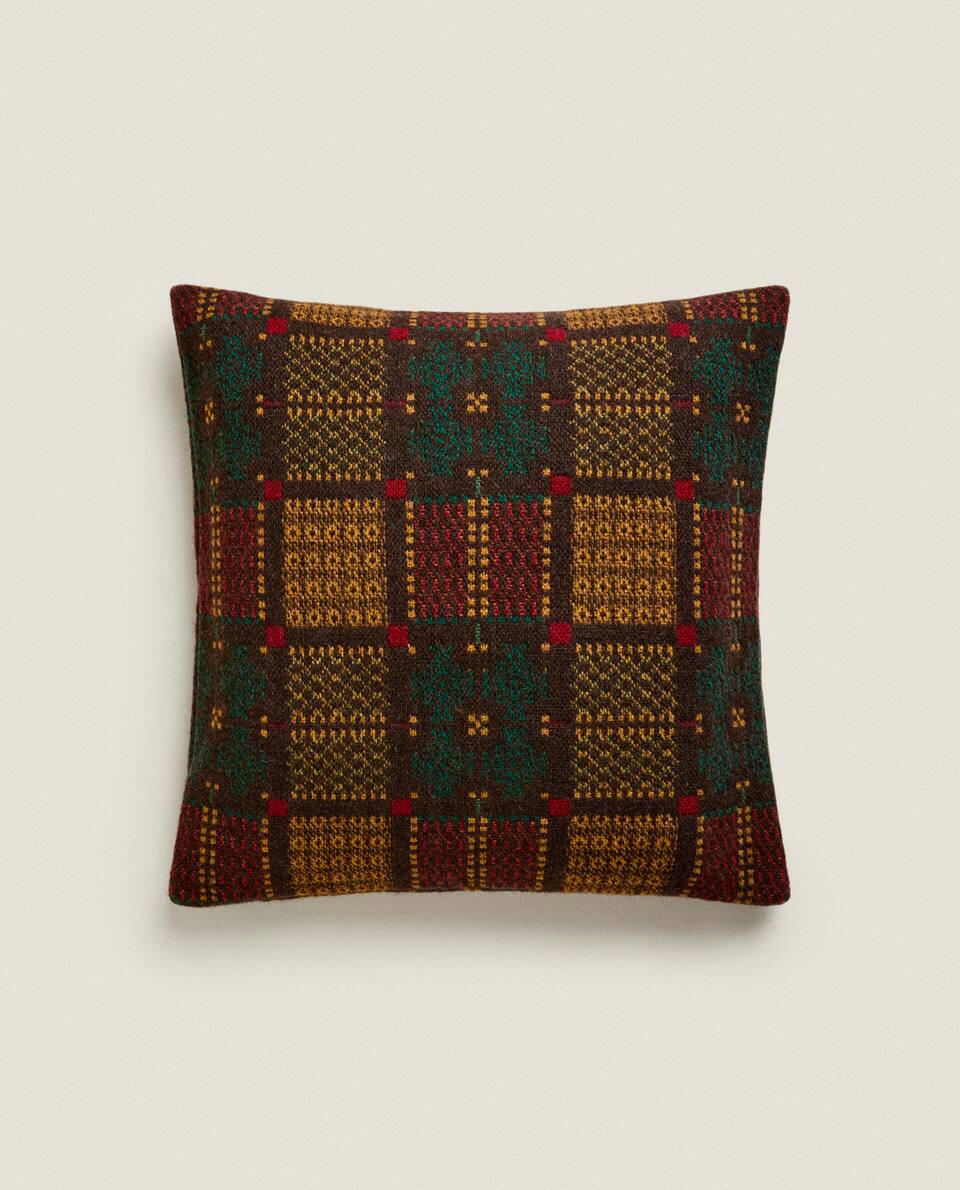 CAPA DE ALMOFADA EM LÃ JACQUARD MULTICOLORIDA