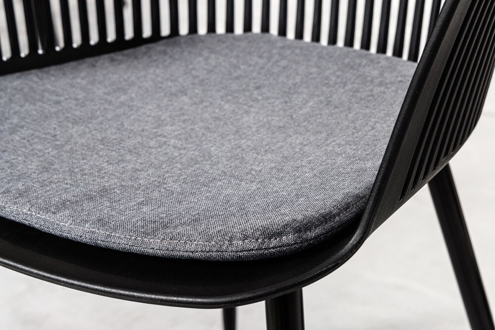 riess-ambiente Stuhl AIRE - grau Kunststoff Stahlgestell Indoor Outdoor inkl. Kissen